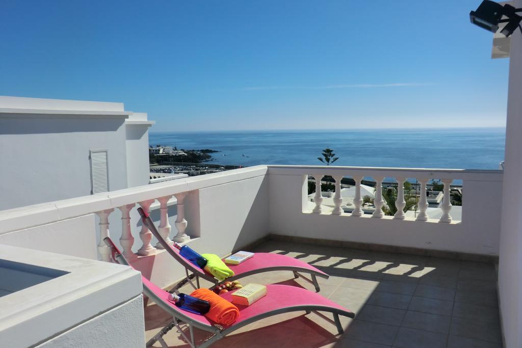 Apartments Gina Y Vista Oceano Puerto del Carmen  Buitenkant foto