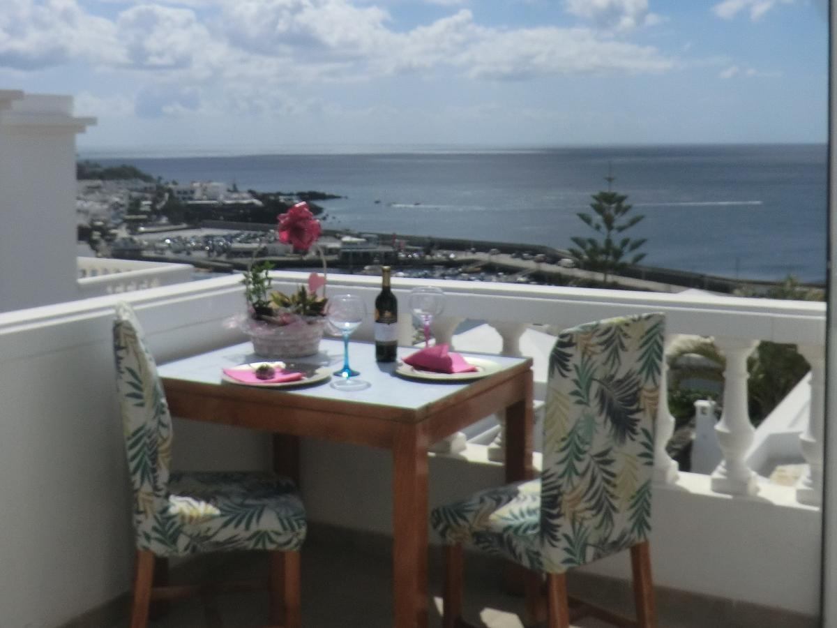 Apartments Gina Y Vista Oceano Puerto del Carmen  Buitenkant foto